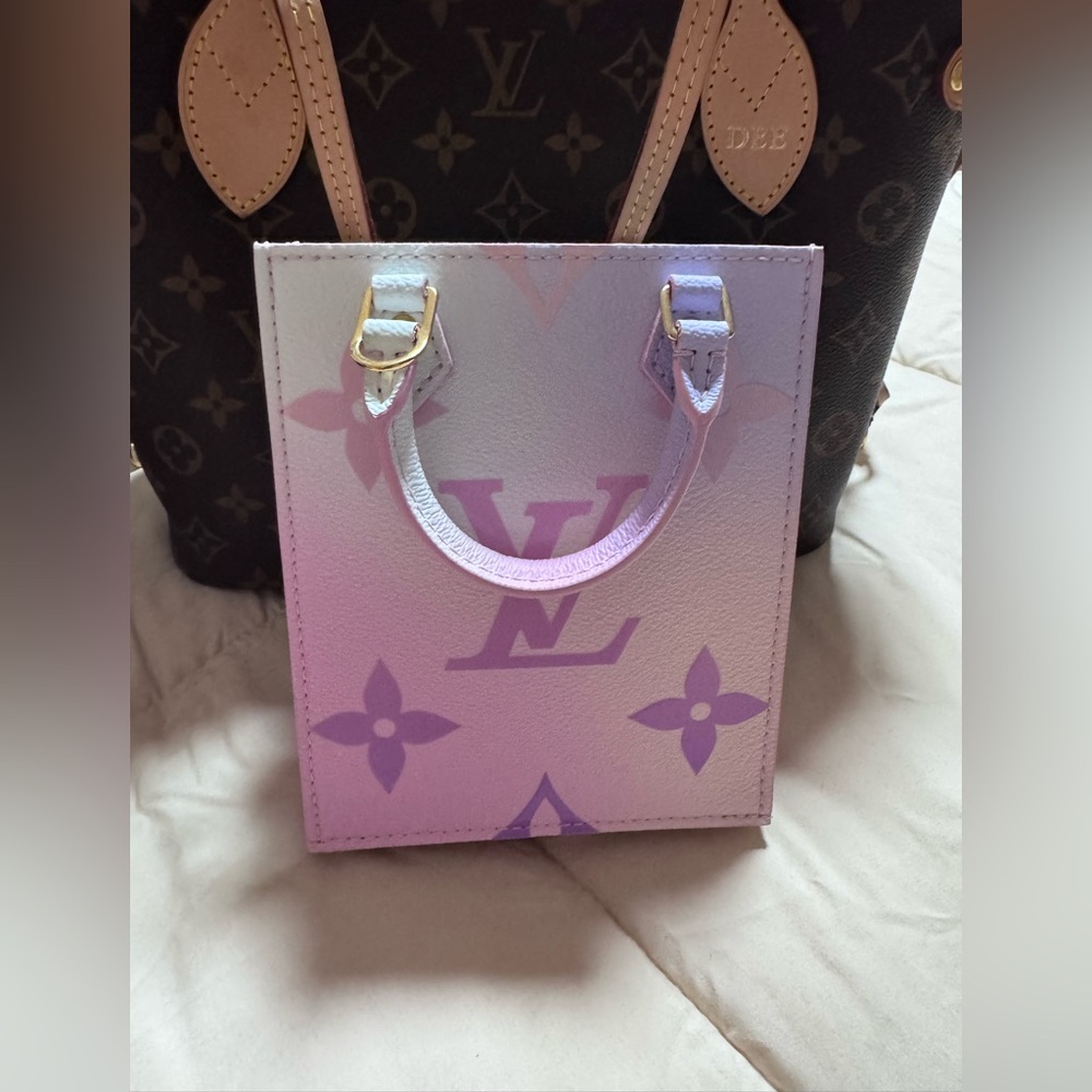 💖Louis Vuitton Spring in the City Petit Sac Plat💖 - Picture 3 of 11